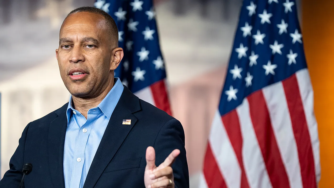 Minority Leader Hakeem Jeffries (D-N.Y.) speaks with reporters during a press conference at the U.S. Capitol in Washington, D.C., on August 31, 2026.