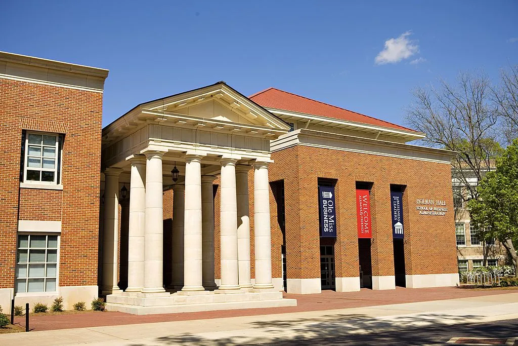 OXFORD, MS – APRIL 12: Holman Hall and Arrival Pavilion on the campus of the University of Mississippi on April 12, 2008 in Oxford, Mississippi. (Photo by Wesley Hitt/Getty Images)