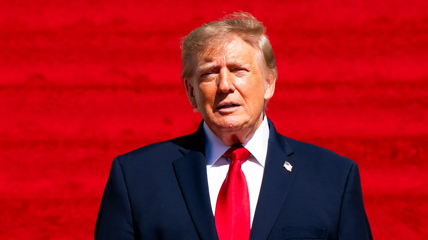 President Trump poses for photographers as he Chinese President Xi Jinping arrive to view documents at the National Archives in Washington, D.C., on Friday, September 25, 2026, as a part of Jinping’s state visit.