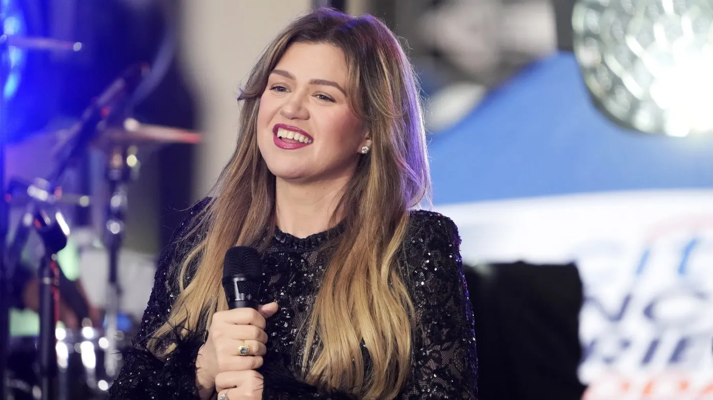 Kelly Clarkson performs on NBC’s Today show at Rockefeller Plaza on May 6, 2025, in New York.