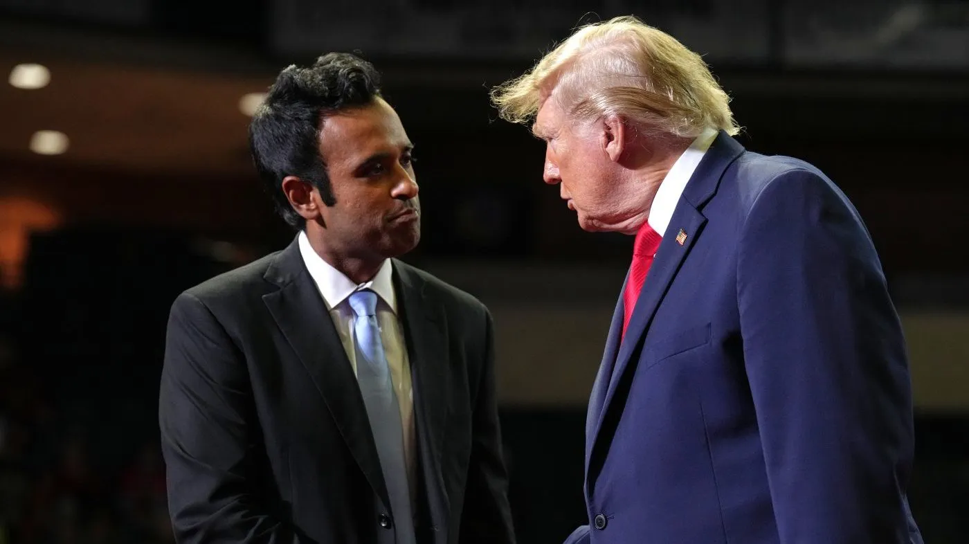 President Trump shakes hands with gubernatorial candidate Vivek Ramaswamy at a campaign rally at the Covelli Centre, in Youngstown, Ohio, Oct. 12, 2026.