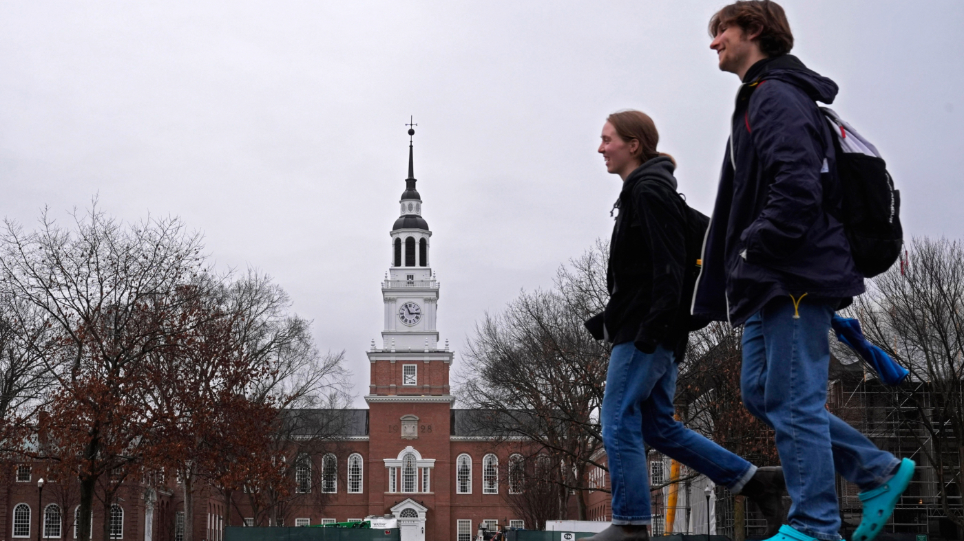 FILE – Students cross the campus of Dartmouth College, March 5, 2024, in Hanover, N.H. (AP Photo/Robert F. Bukaty, File)