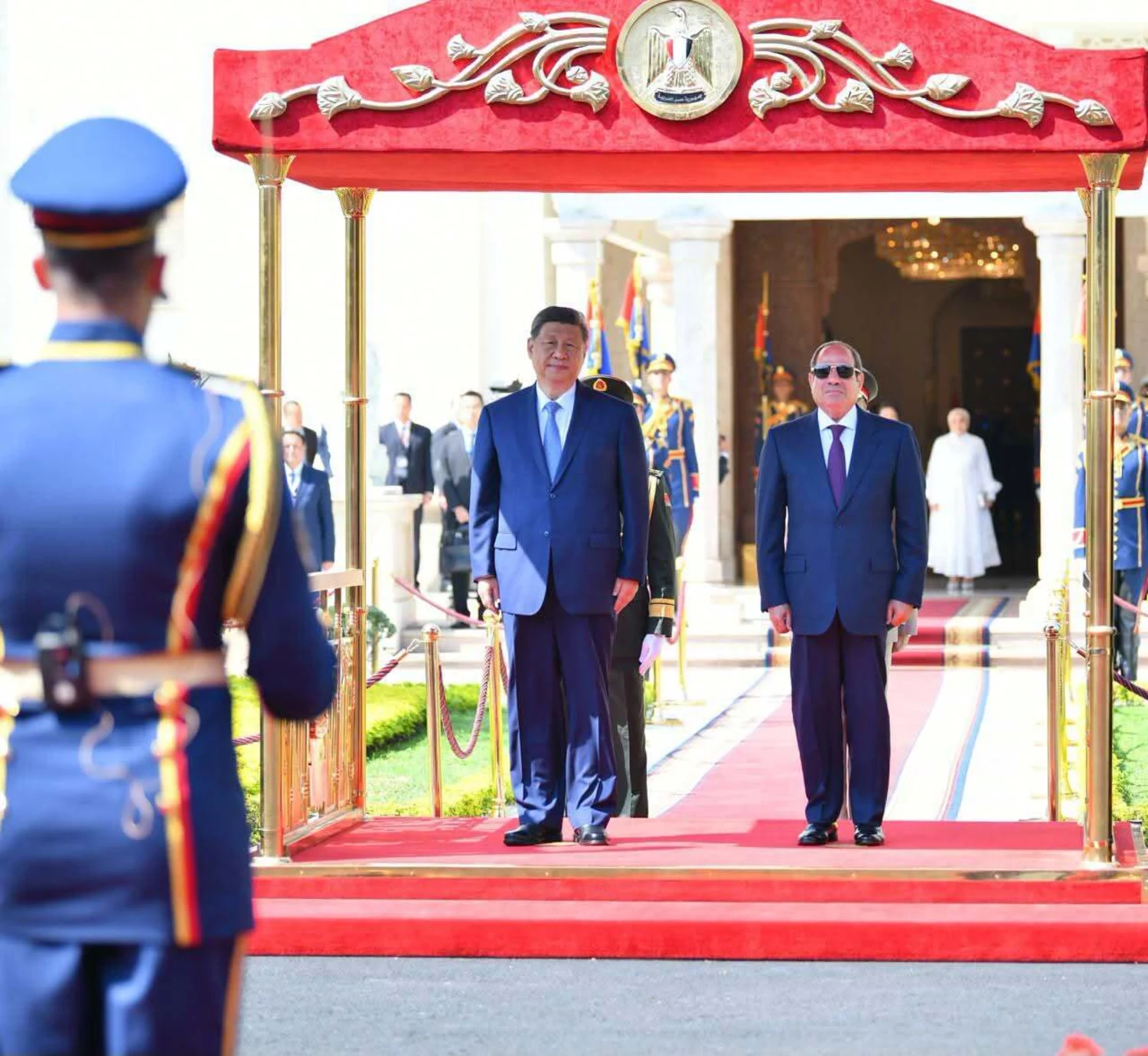 CAIRO, EGYPT - SEPTEMBER 1: (----EDITORIAL USE ONLY - MANDATORY CREDIT - 'EGYPTIAN PRESIDENCY / HANDOUT' - NO MARKETING NO ADVERTISING CAMPAIGNS - DISTRIBUTED AS A SERVICE TO CLIENTS----) Egyptian President Abdel Fattah el-Sisi (R) welcomes Chinese President Xi Jinping (L) with an official ceremony at Al-Ittihadiya Palace in eastern Cairo, Egypt, on September 1, 2026. (Photo by Egyptian Presidency / Handout/Anadolu via Getty Images)