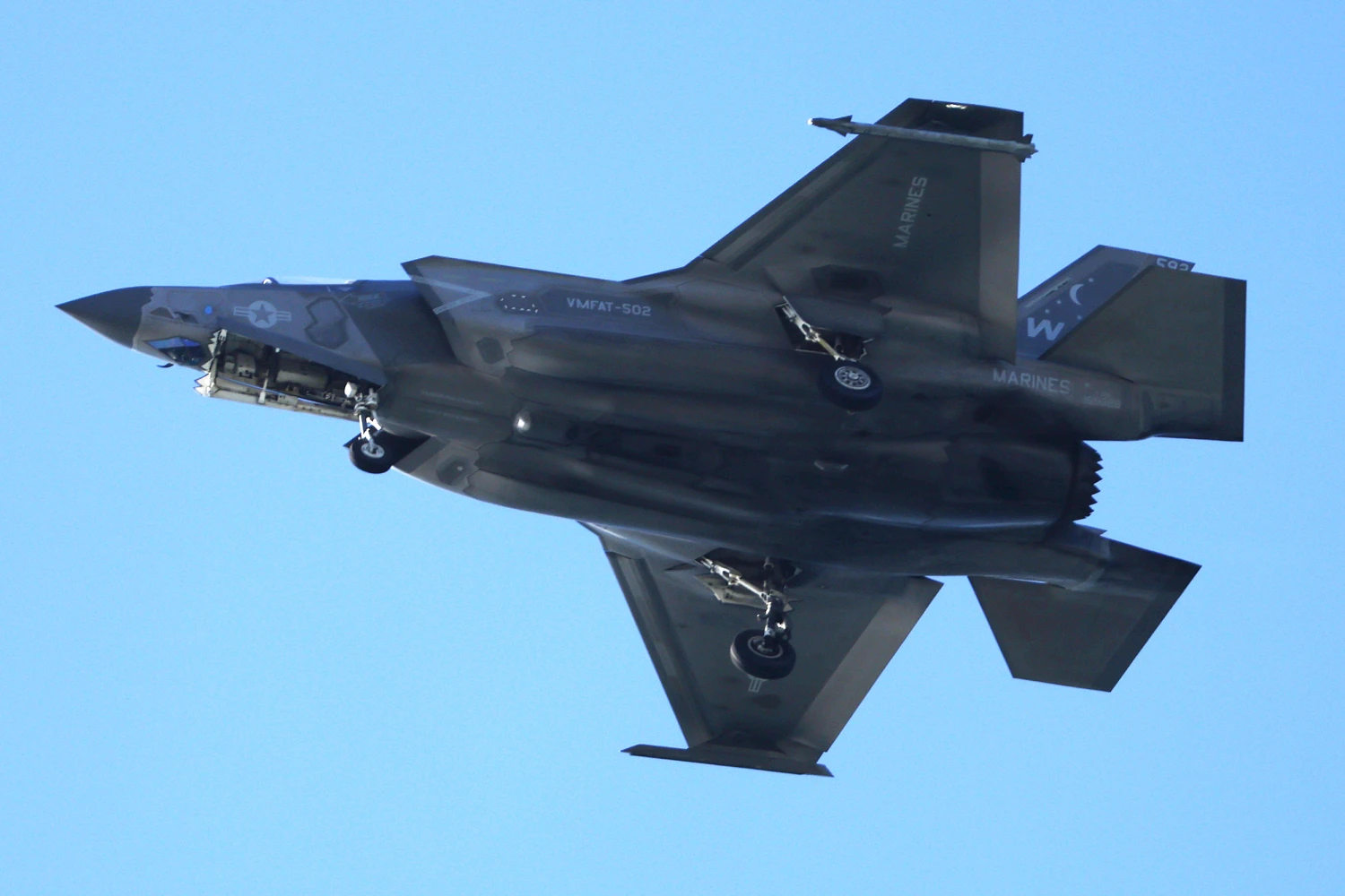 A United States Marine Corps Lockheed Martin F-35 Lightning II approaches Marine Corps Air Station Miramar for a landing on January 9, 2026 in San Diego, California.