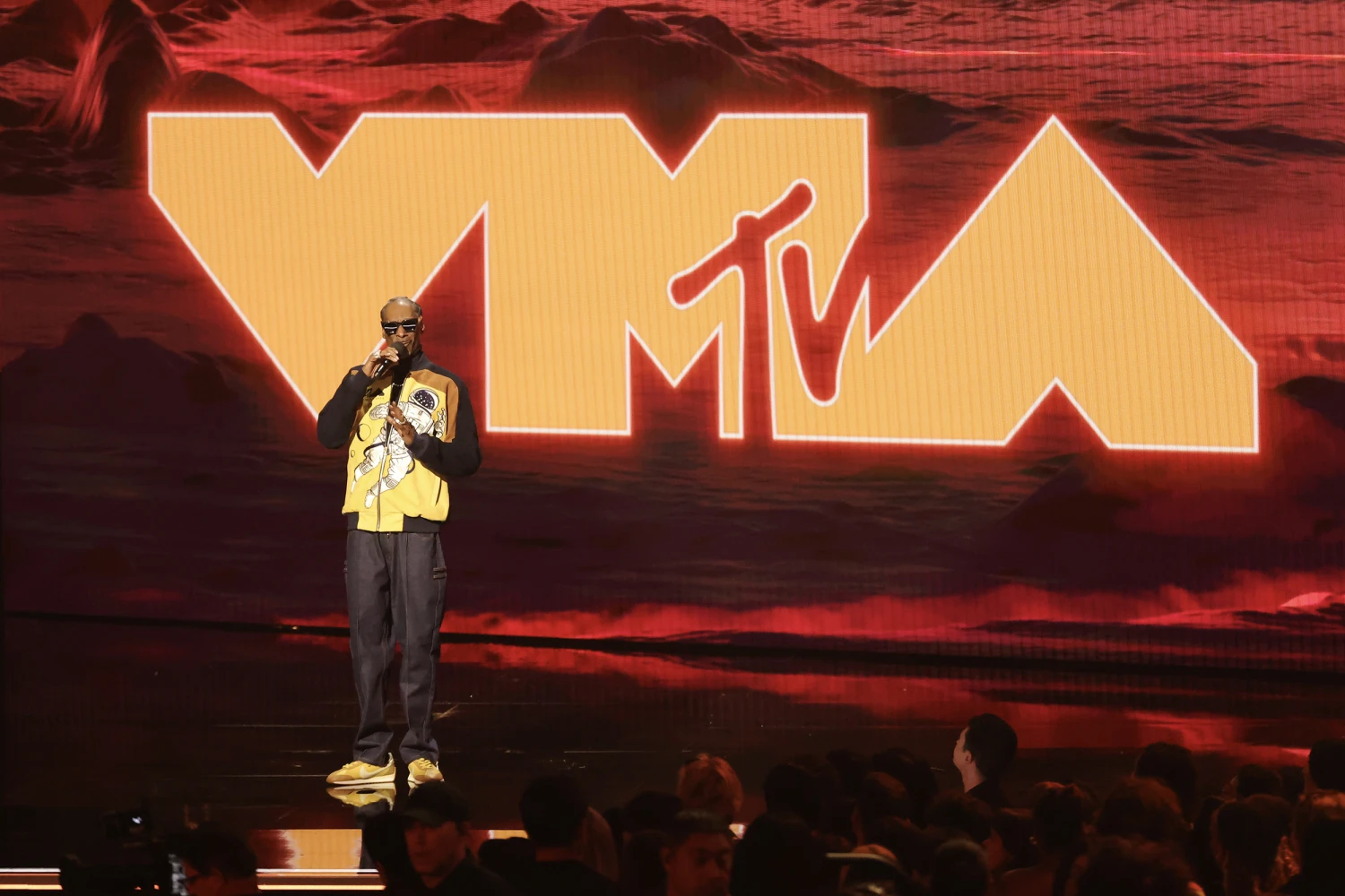 Host Snoop Dogg speaks onstage during the 2026 MTV Video Music Awards (VMAs) at Peacock Theater on September 27, 2026 in Los Angeles, California.