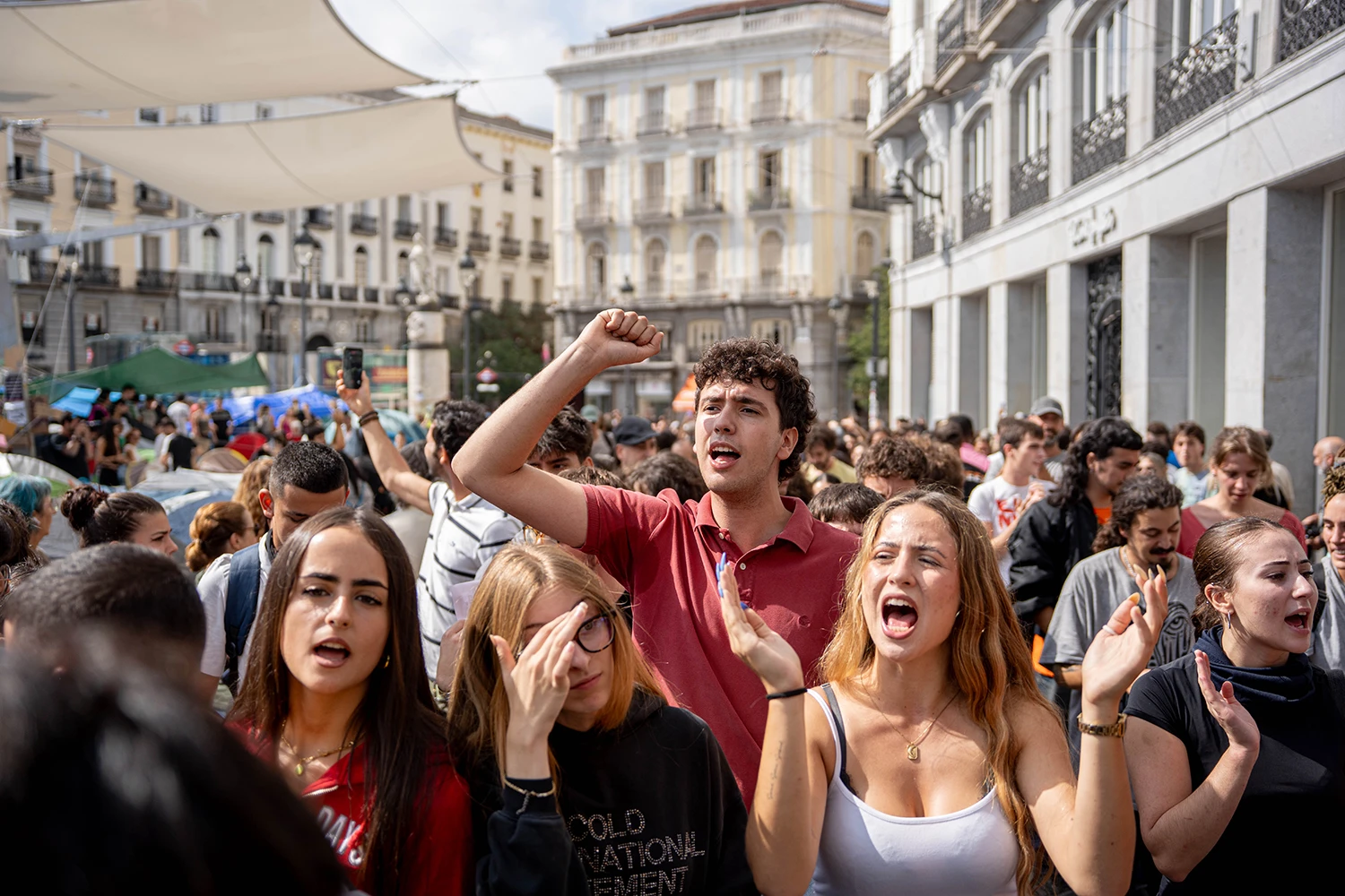 Protesters in support of the ‘Maricarmen Decree’ in Madrid, on Sept. 29, 2026.. Dozens of people remain camped out at Puerta del Sol to demand new measures to tackle the housing crisis.