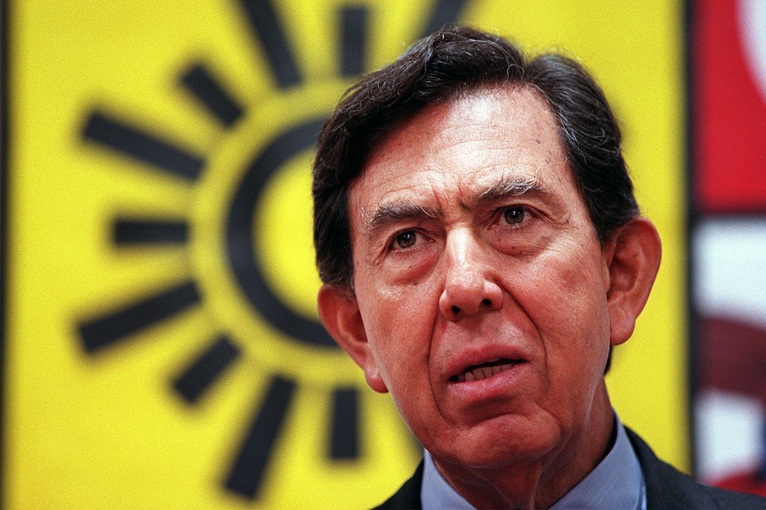 Mexican presidential candidate Cuauhtemoc Cardenas speaks during press conference at Beverly Hilton on Monday, May 8,2000.  (Photo by Luis Sinco/Los Angeles Times via Getty Images)
