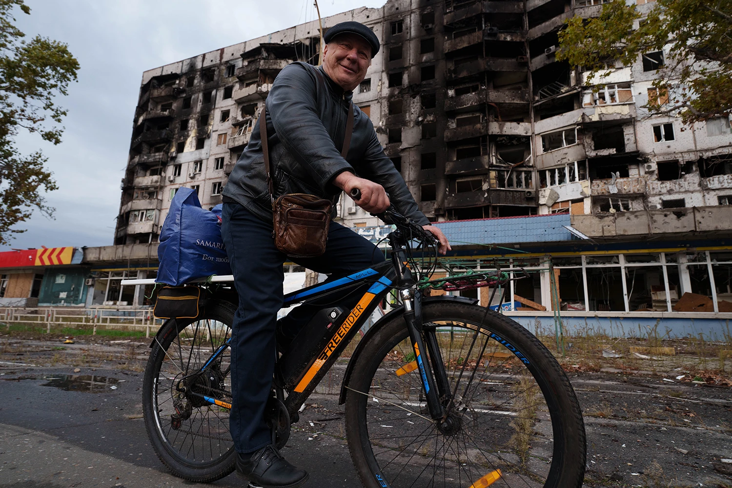 Damaged buildings in Kherson, Ukraine, which sits just across the Dnieper River from Oleshky.