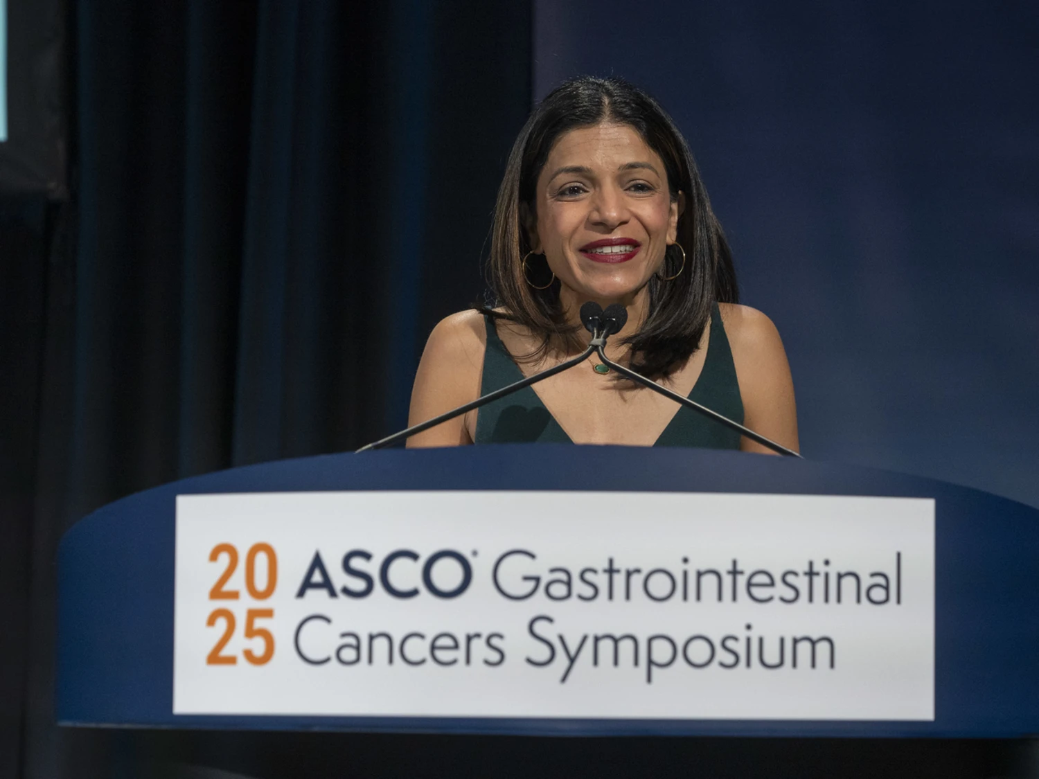 Rachna Shroff speaking at the 2025 conference for the American Society of Clinical Oncology.