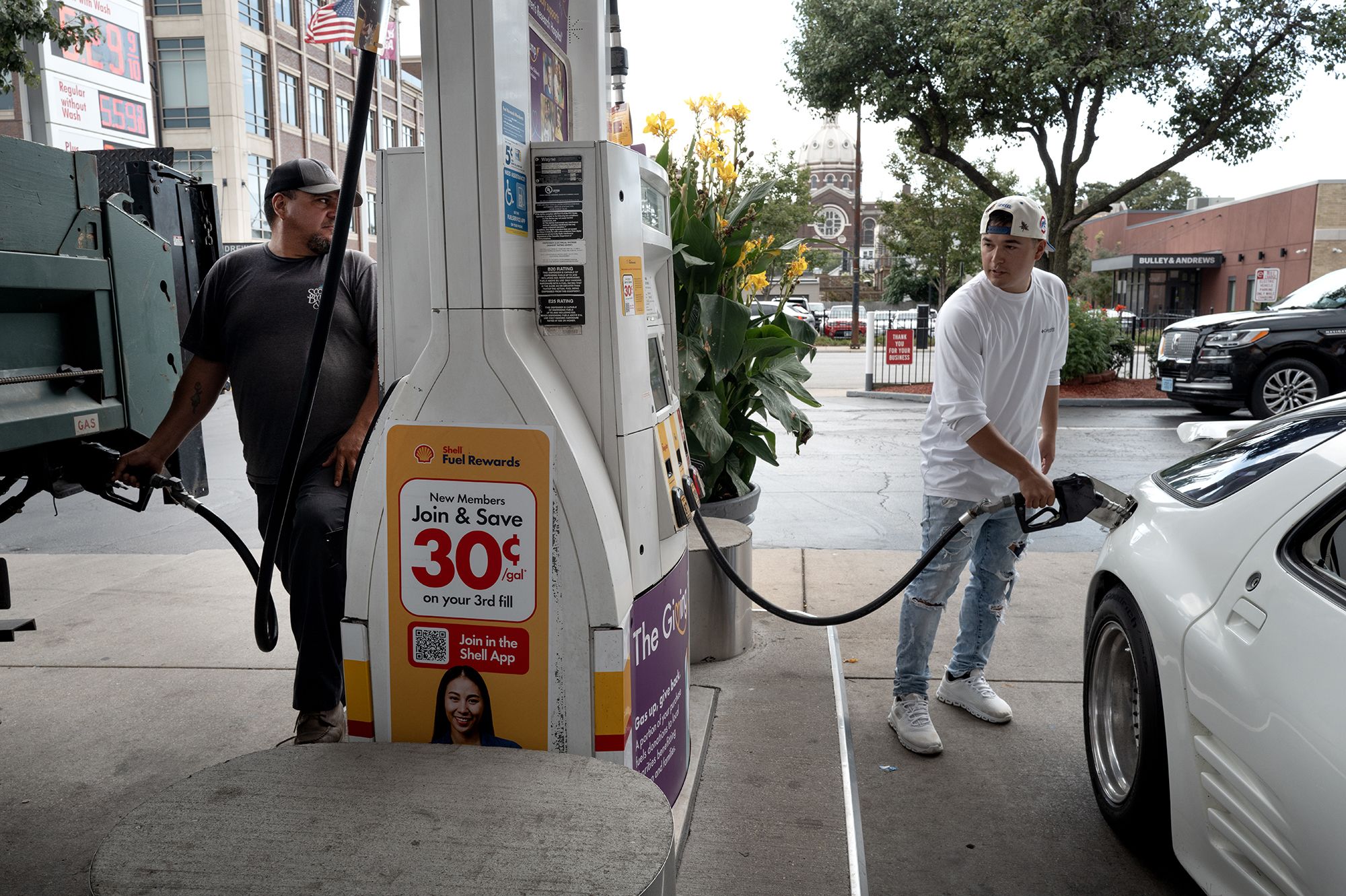 Customers purchase gas at a station on September 15, 2026 in Chicago. Gas prices across the United States continue to rise as the war with Iran has disrupted the global flow of crude oil.