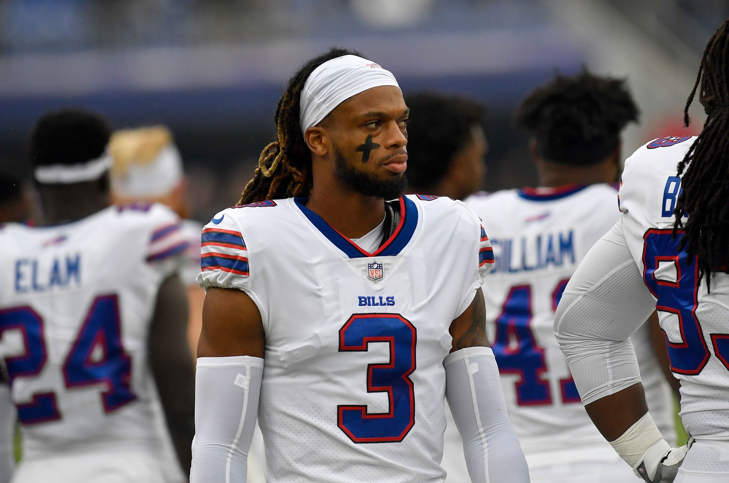 BALTIMORE, MD - OCTOBER 02: Bills safety Damar Hamlin (3) waits for the game to start during the Buffalo Bills versus Baltimore Ravens NFL game at M&T Bank Stadium on October 2, 2022 in Baltimore, MD. (Photo by Randy Litzinger/Icon Sportswire via Getty Images)